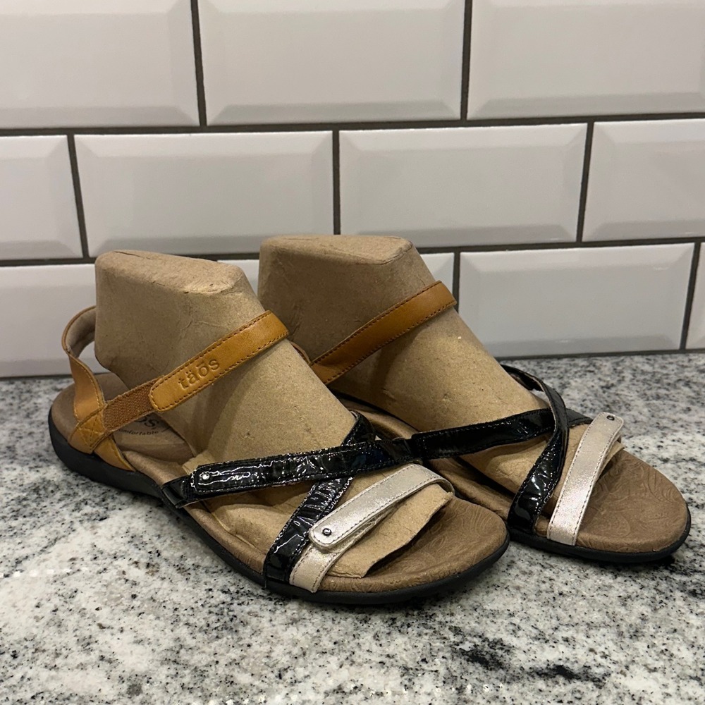 Taos Women 9 Victory Sandals Black Tan Silver Leather Strappy Comfort Flat Boho